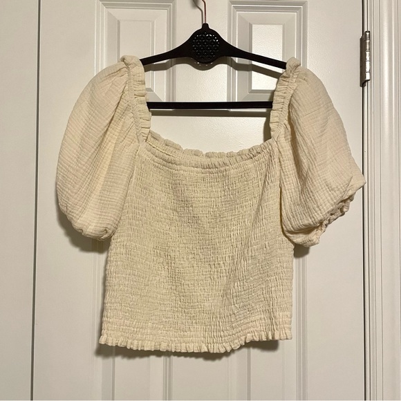 Lush Smocked Crop Top - Picture 4 of 6